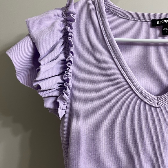 Express Purple Ruffled Fitted Bodysuit - Picture 2 of 3